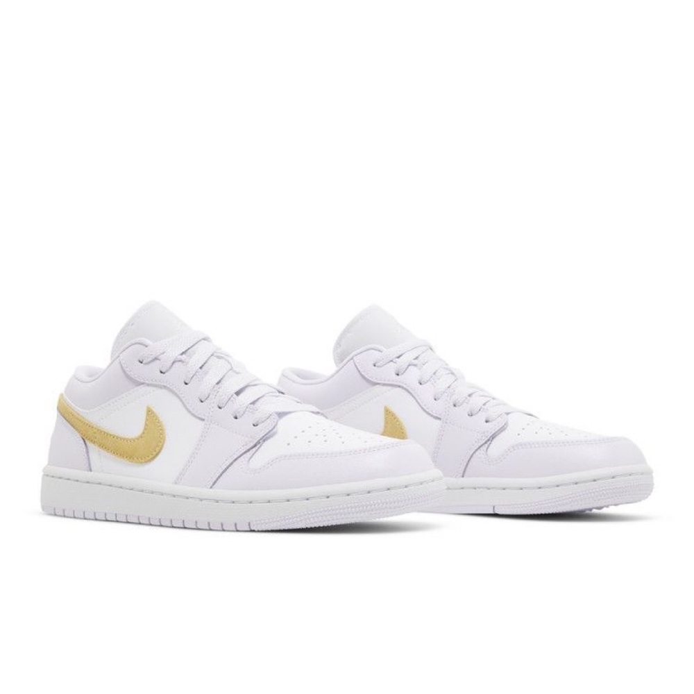 Nike Wmns Air Jordan 1 Low "Barely Grape" DC0774-501 (2023) Size 9 NEW